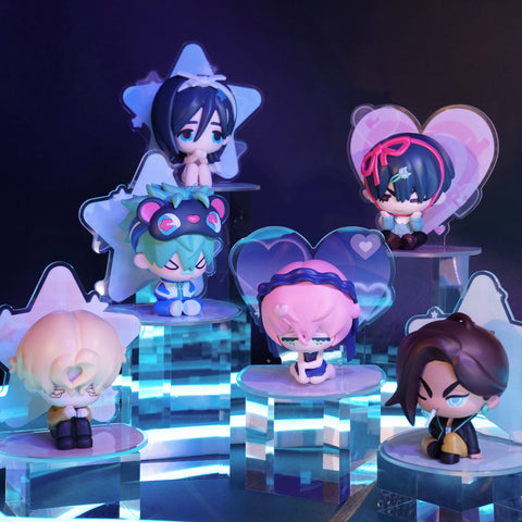 All 6 Alien Stage chibi figures, including Till, Ivan, and Mizi, displayed on glowing neon-blue platforms against a dark backdrop.