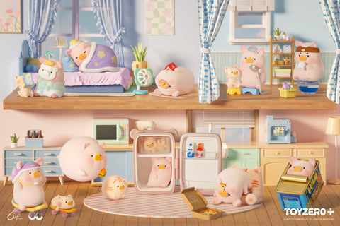 A cozy, pastel-toned miniature home showcases the full "Lulu the Piggy: Stay With You" blind box series by TOYZERO+. The scene is filled with charming piggy figurines in various daily-life poses—sleeping in bed, using a fan, showering, eating pizza, relaxing in a can, hiding in a fridge, skateboarding, and playing with tiny cat companions. Each pig is styled in cute outfits and accessories, with thoughtful props like fans, snacks, and furniture, creating a warm, playful atmosphere.
